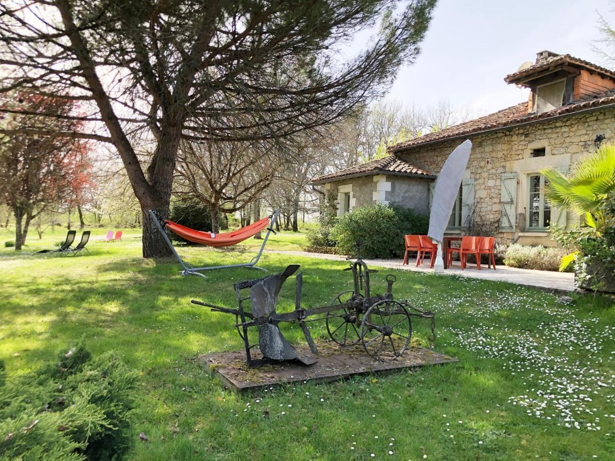 Villa Le Creyssac Saint-Félix-de-Bourdeilles 外观 照片